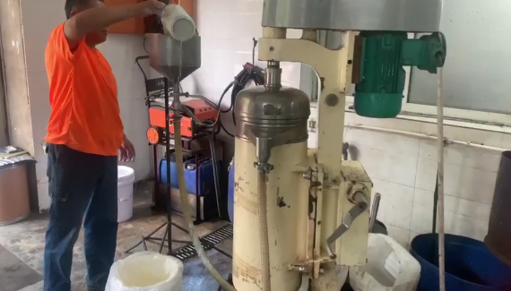 管式離心機如何能做到陶瓷粉末溶液的固液分離?